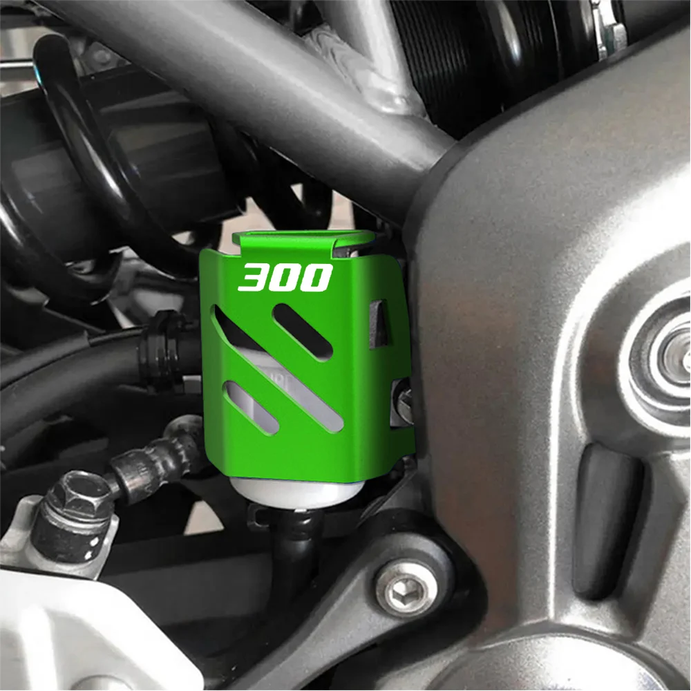 

FOR KAWASAKI Ninja 300 Ninja300 Z300 2018-2023 Motorcycle Brake Reservoir Protector Fluid Reservoir Guard Cover Cup Protection