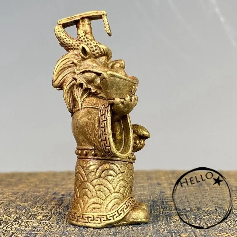 Antique miscellaneous alloy copper Donghai Dragon King holding ingot retro like home desktop tea pet copper decorative ornament