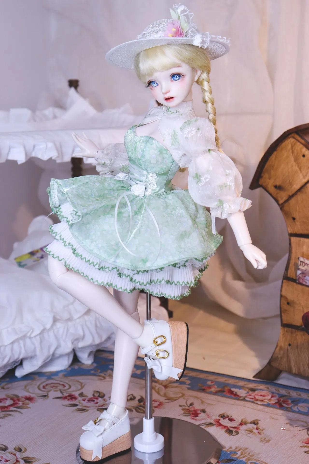 

1/4 BJD Doll Clothes Doll Accessories Light Green Princess Dress