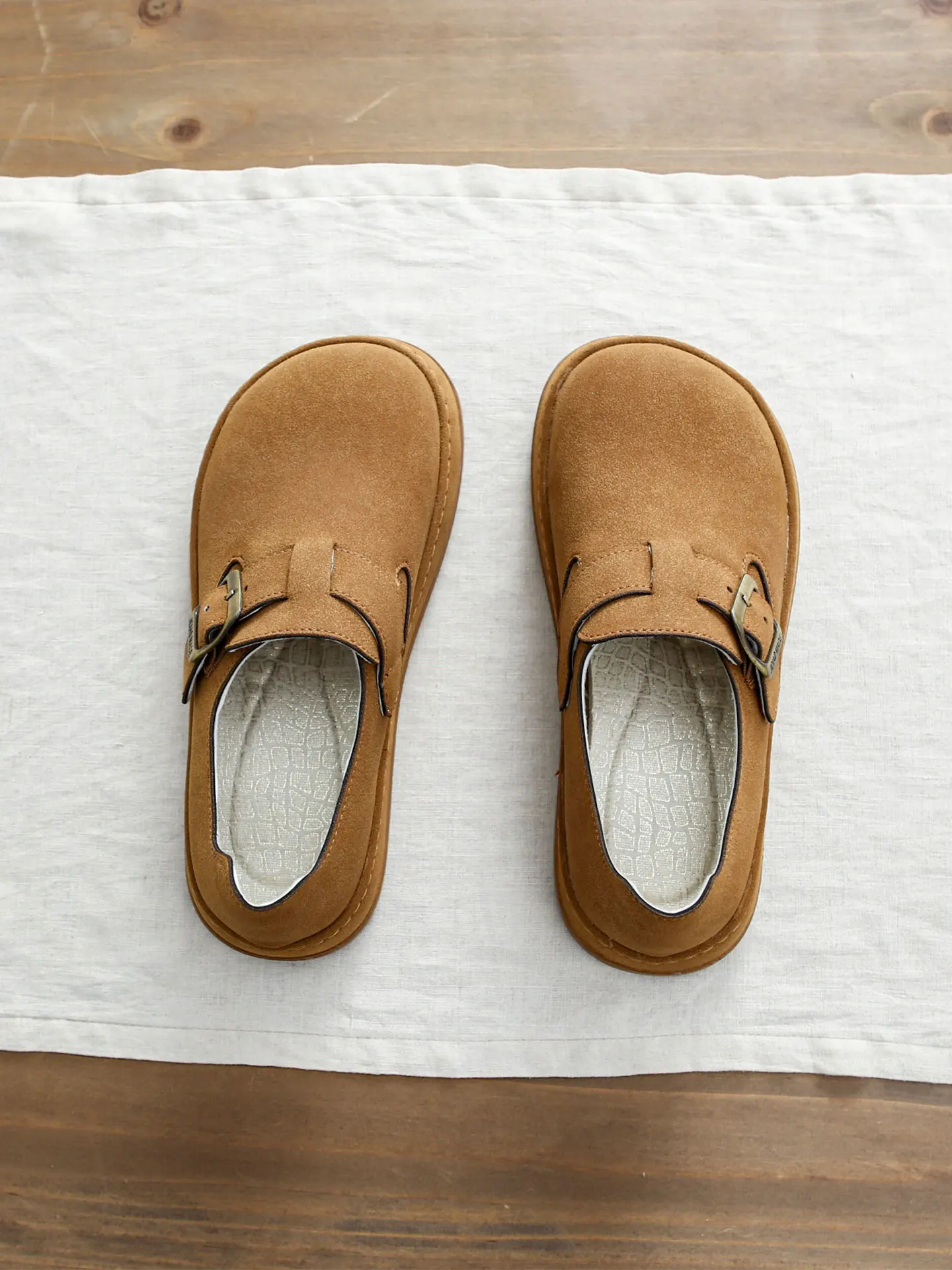Fall New Style Matte Suede Retro Artistic  Flat Bottom Casual Big Head Slip-On Fashionable round Toe Loafers
