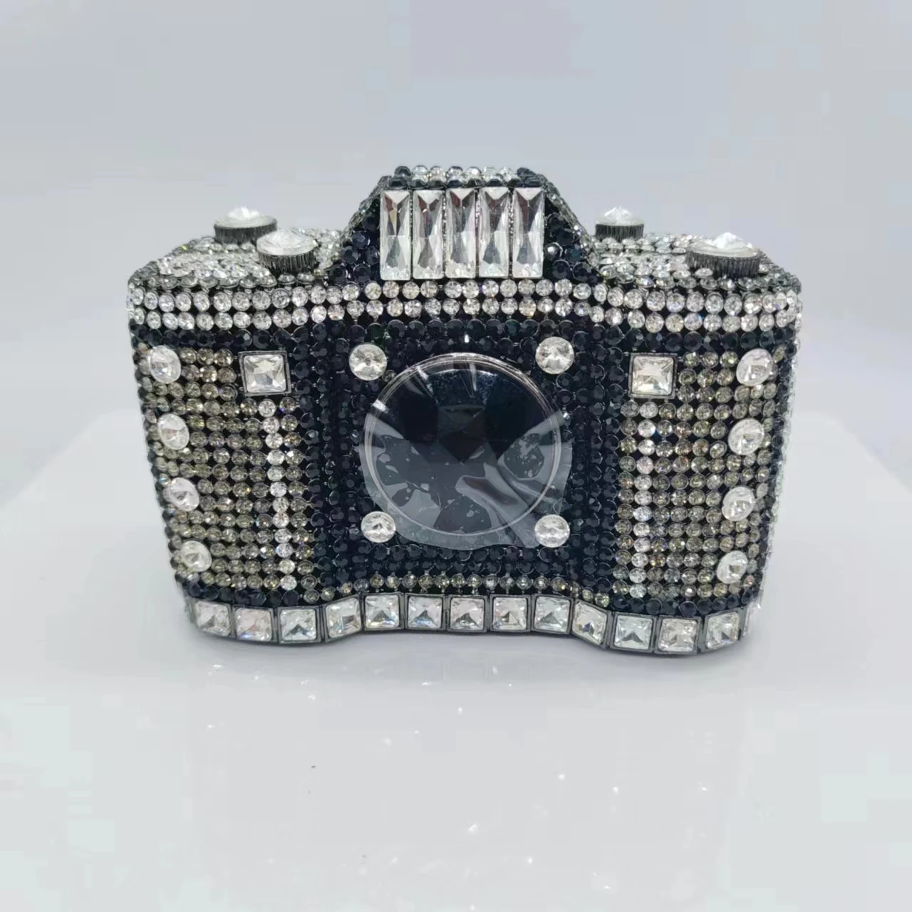 

Новый дизайн, роскошный стильный клатч ручной работы, кошелек с бриллиантами и кристаллами, форма камеры, женская сумка через плечо, вечерняя сумка