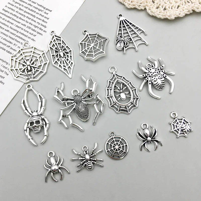 Retro Halloween Style Spider Accessories Pendant DIY Homemade Jewelry Accessories Alloy Pendant Set