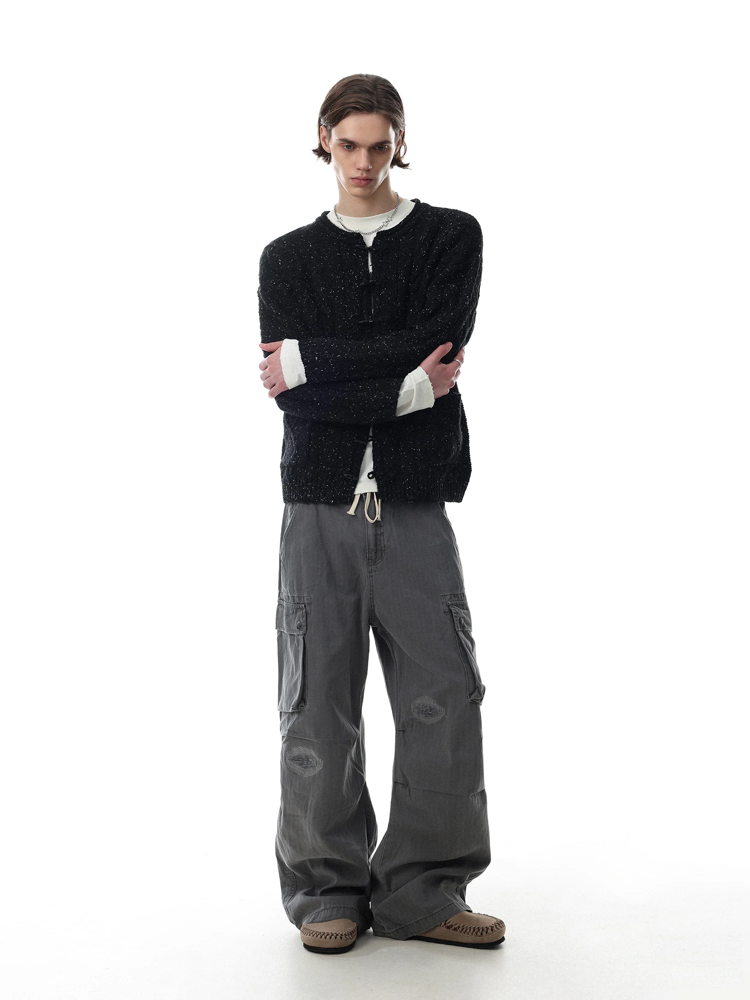 American Retro Lazy Style round Neck Twisted Pattern Knitted Open Cardigan Men Women Horn Button Sweater Coat Warmth Protection