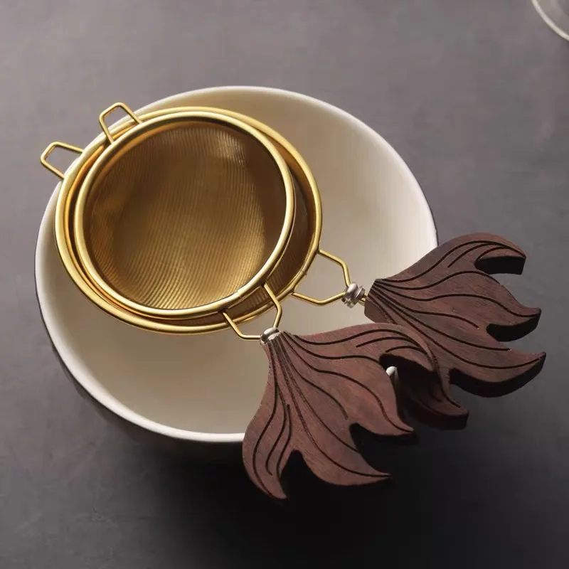 Black Walnut Wood Handle Stainless Steel Tea Strainer Tea-Water Separation Tool Tea Ceremony Accessory Filter Net Tea Leaf Filter with Wooden Handle 1 Piece