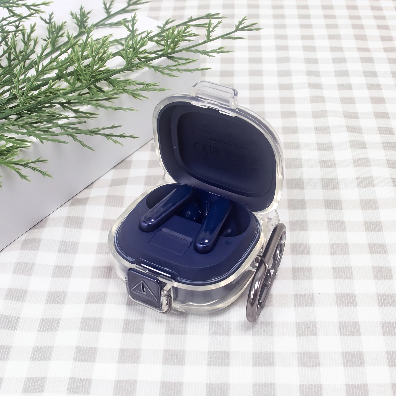 Чехол для наушников Soundcore  – обзор и цена Earbuds Charging Case