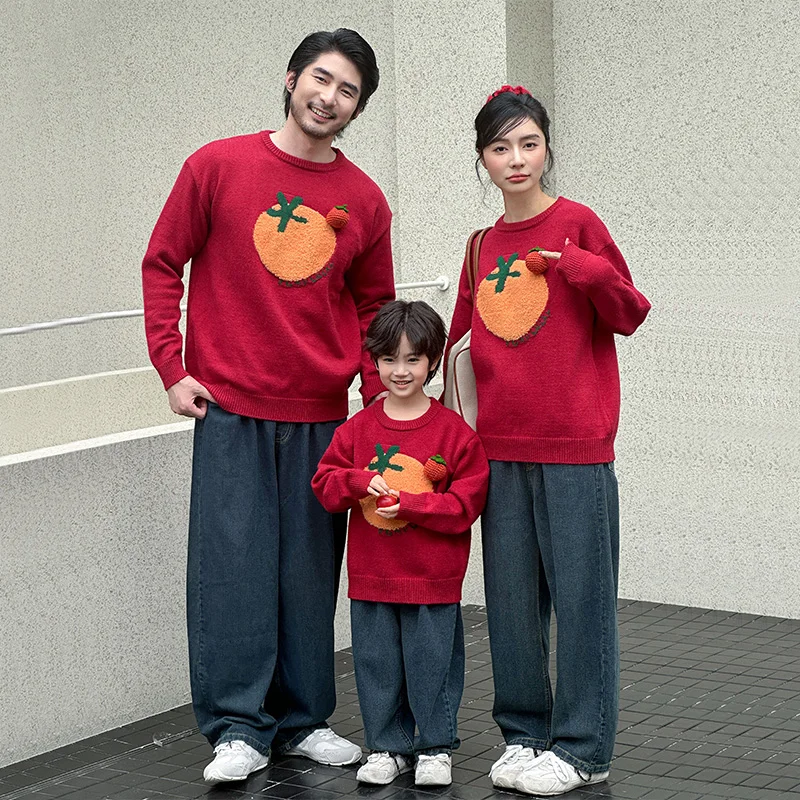 

Autumn Winter Christmas Sweaters for The Family Matching Outfit Dad Mom Kids New Year Clothes Family Look Sweater Jeans Clothing