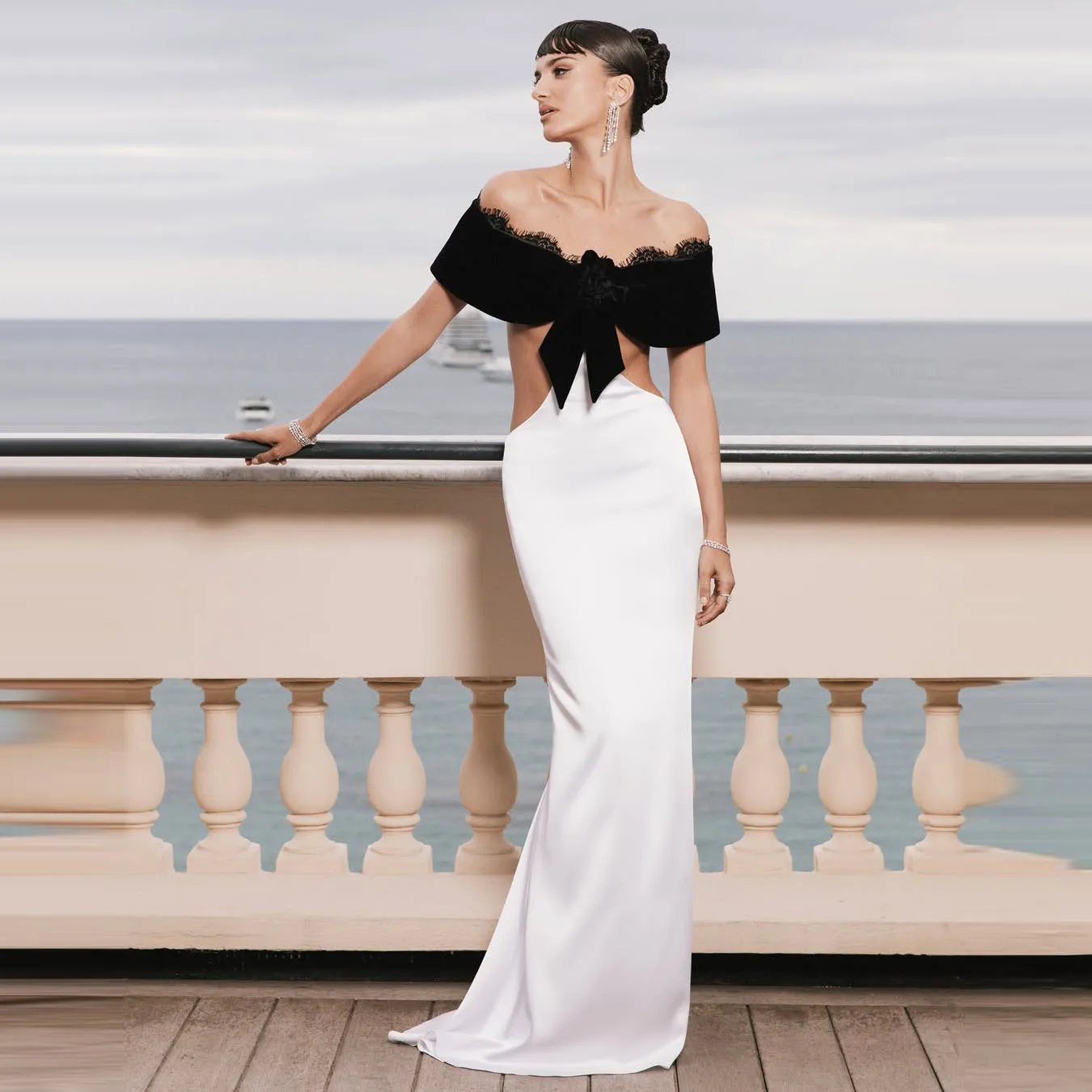 

Charming Off-Shoulder Velvet and Satin Ball Gown Evening Dress for Cocktail Party and Formal Events Red Carpet 2025 Gala Dress