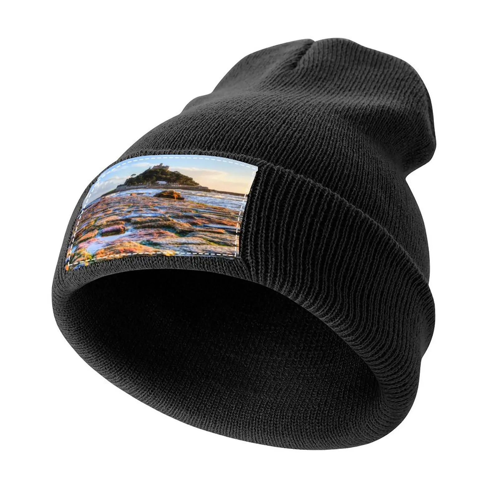 St Michael's Mount And Causeway, Marazion, Cornwall Knitted Cap Golf Christmas Hat Mountaineering Caps Women Men's