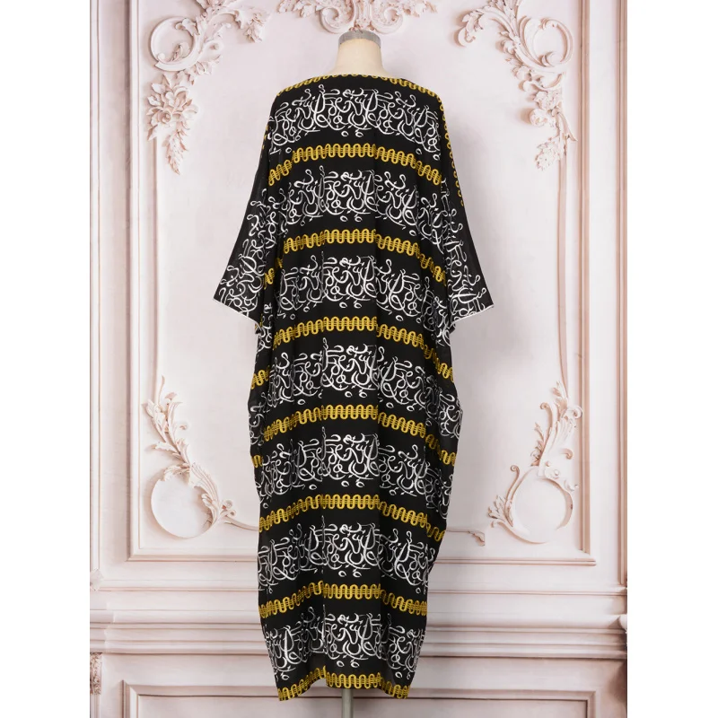 

European and American Women's Fashion Street Style Batwing Sleeve Robe New Embroidered Middle Eastern Dress