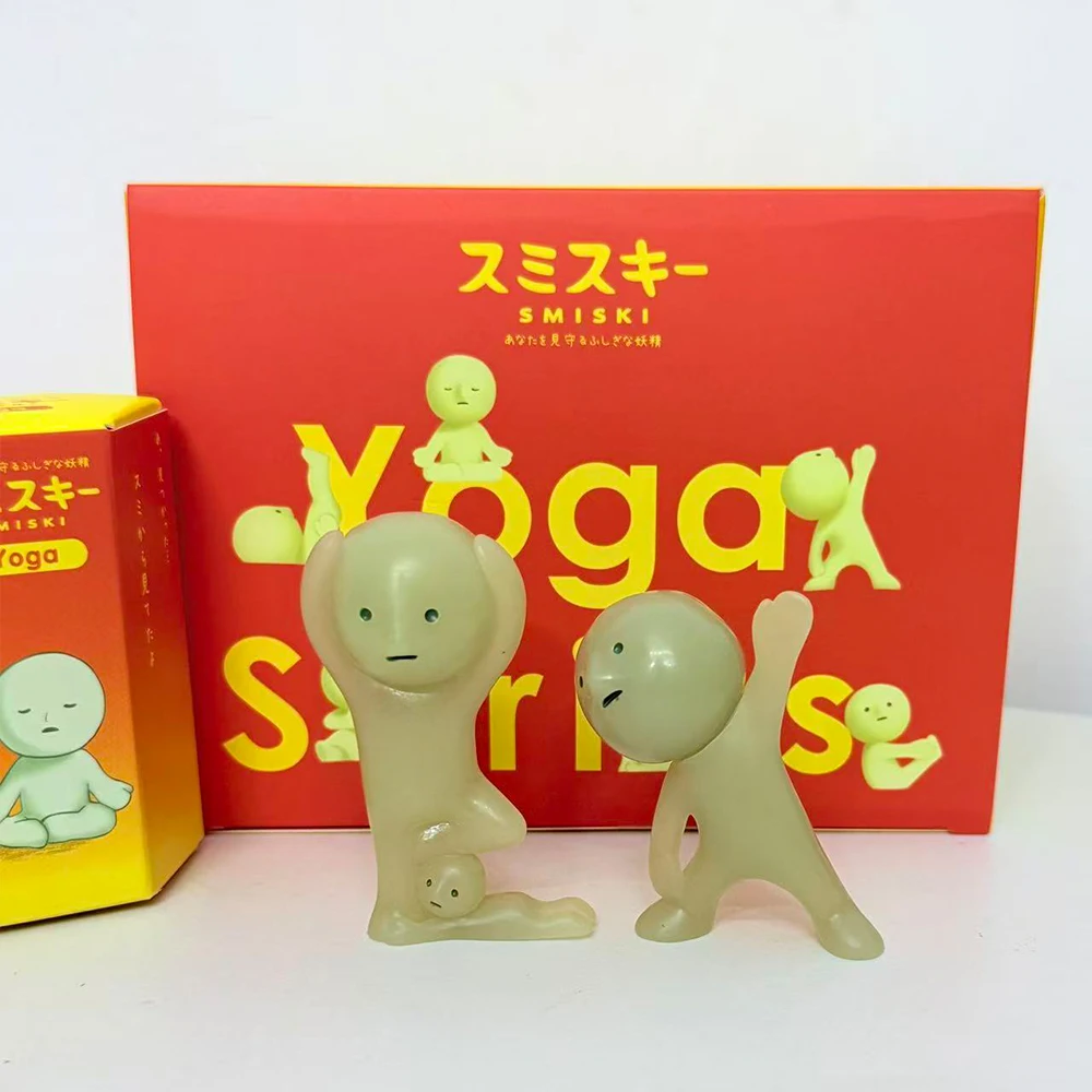 حار جودة عالية جديد SMISKI اليوغا سلسلة مضيئة دمية نموذج صندوق أعمى زخرفة لطيف الزاوية يونيو قزم ديكور سيارة Kawaii الهدايا
