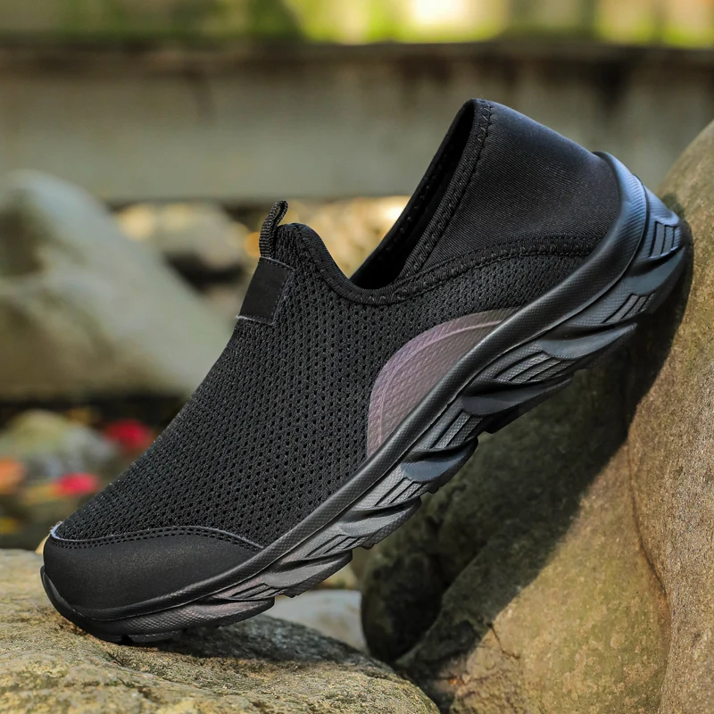 

Summer Casual Sneakers Shoes for Men Light Breathable Outdoor Anti-Slip Stream Tracing Shoes Mens Beach Aqua Shoes