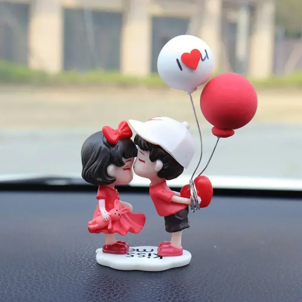 Valentine's Day Gift Cartoon Resin Couples Figurine Cute Lovers Balloon Ornament for Car Dashboard  Office Desktop Home Decor