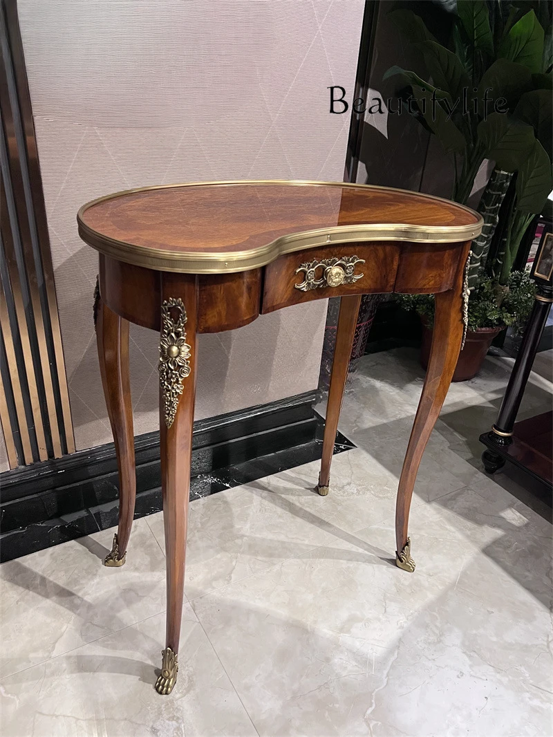 

New Chinese classical small coffee table special-shaped solid wood small apartment living room decoration designer high-end