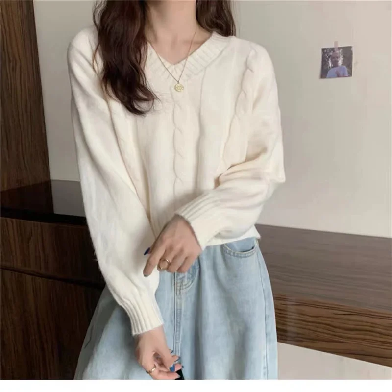 2024Autumn and Winter New Cashmere Sweater Women's V-neck High end Luxury Pullover Shirt 100% Wool Knitted Loose Fashion Top