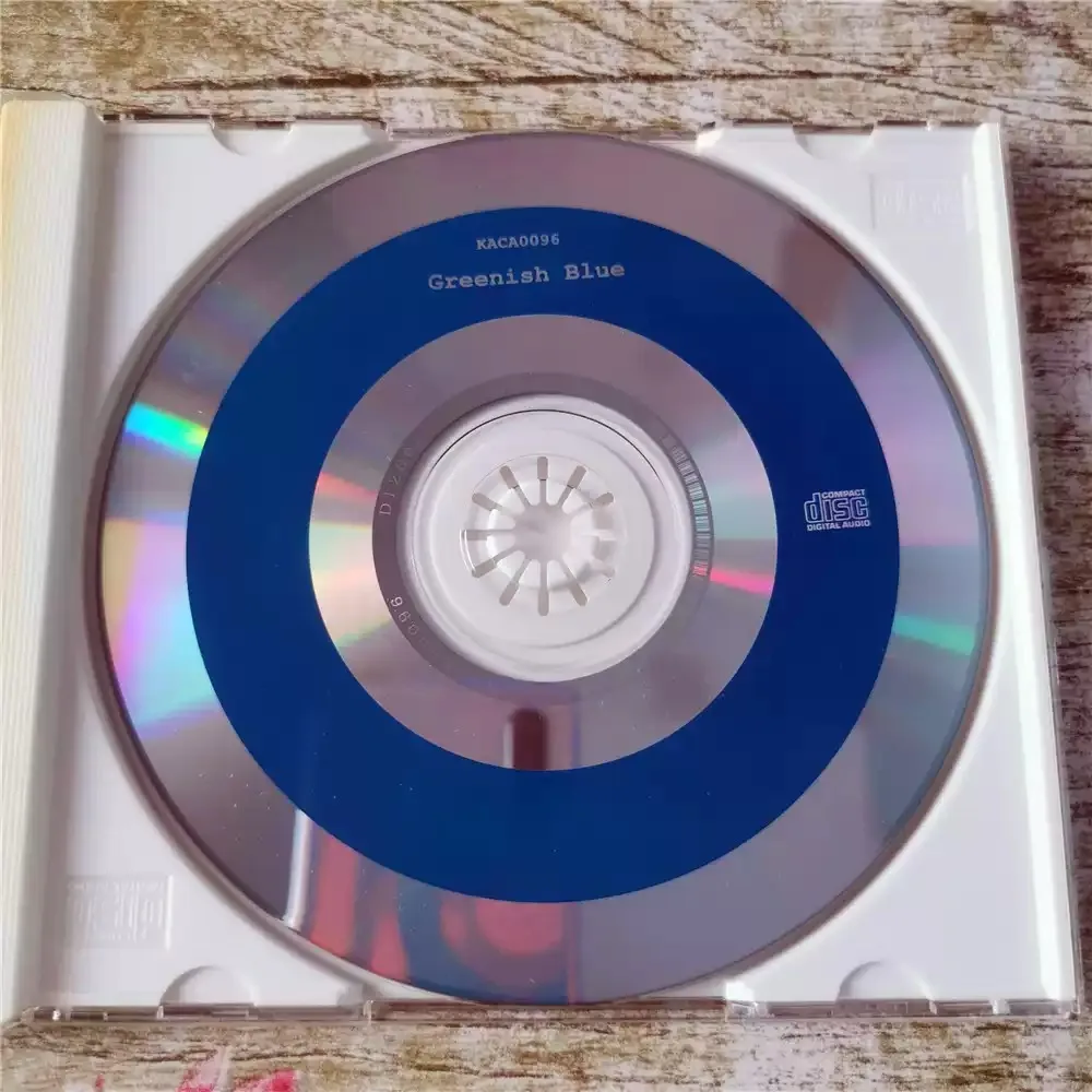 CD GREENISH BLUE MOTION EFFECTS Ceci est un CD d'échantillonnage pour la production musicale, tous les effets sonores sont adaptés au rythme de 120 BPM