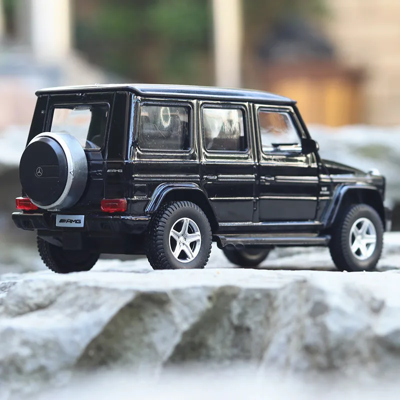 1/36 g63 g-class modelo de carro de brinquedo para crianças rmz city esporte diecast miniatura puxar para trás coleção carro presente para menino b418