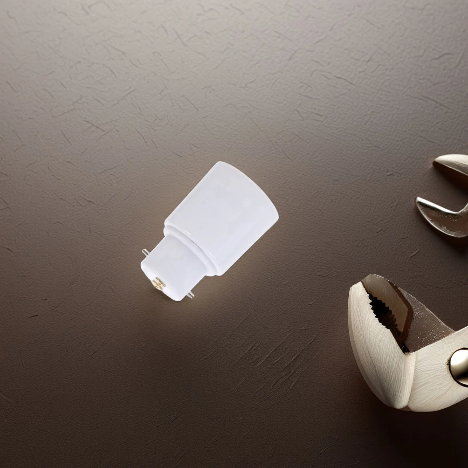 

2Pcs Light Bulb Socket Adapter Converter B22 to E27 Universal Voltage Lamp Holder Converter for LED Halogen