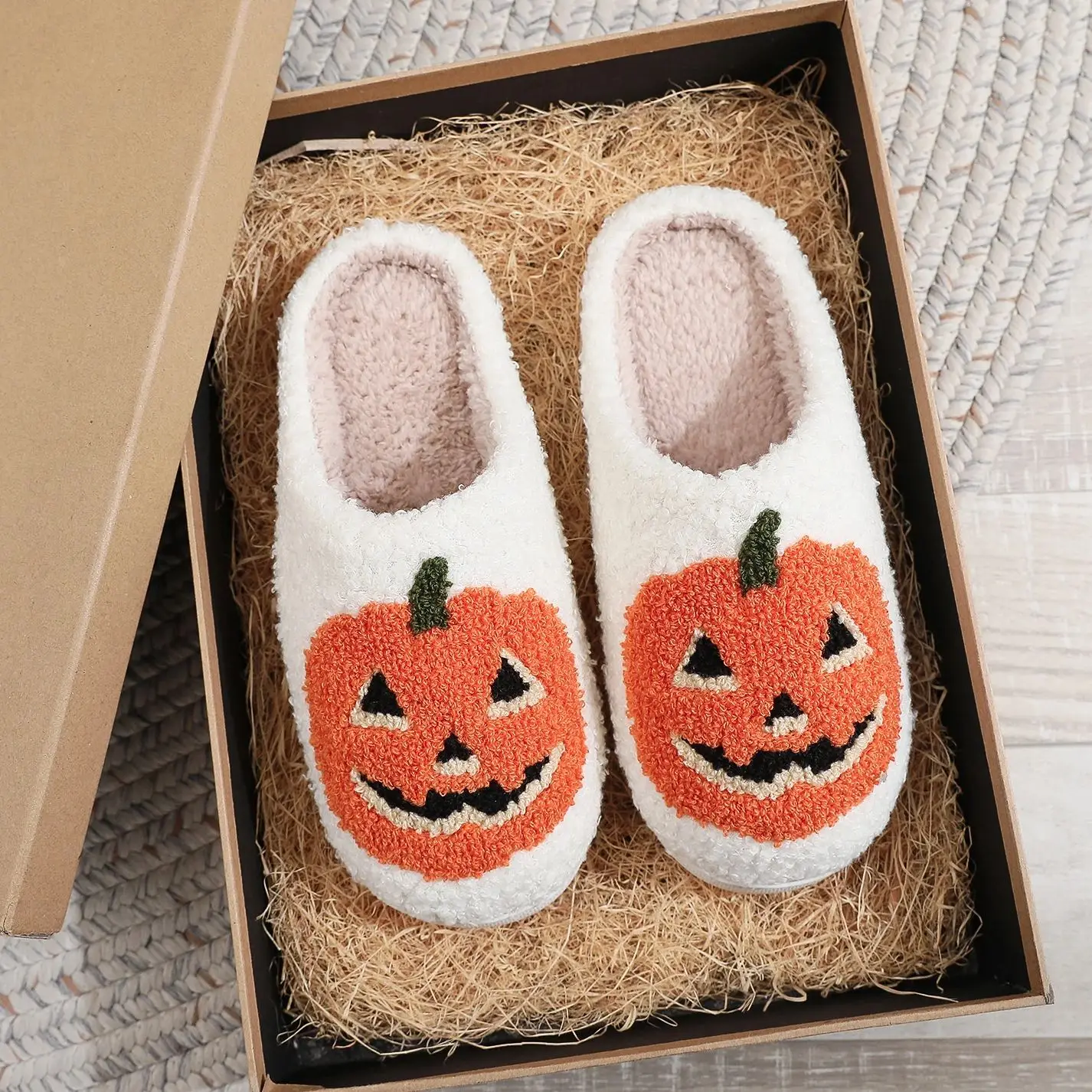 Winter home home white pumpkin lantern pattern cotton slippers non-slip thick bottom wool cotton slippers