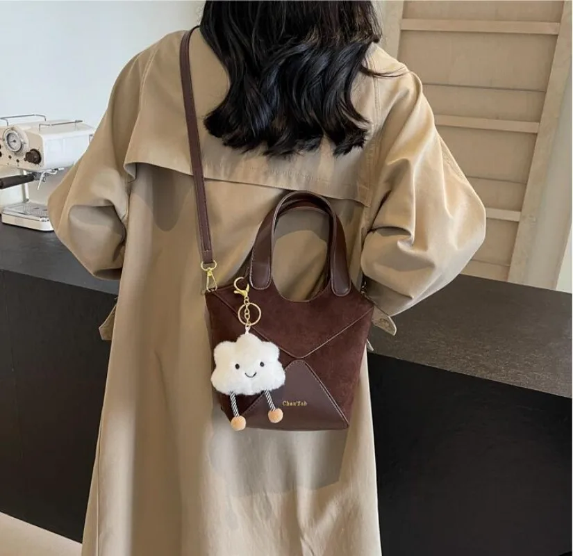 

Fashionable Retro Bucket Bag Women's Hand-held Bun Mother Bag Commuting Shoulder Bag Crossbody Bag Storage Wallet