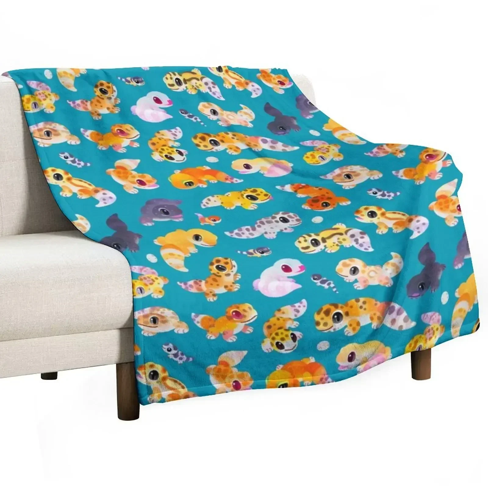 Leopard gecko - green Throw Blanket Plush sofa bed Nap Bed Fashionable Kid'S manga Blankets