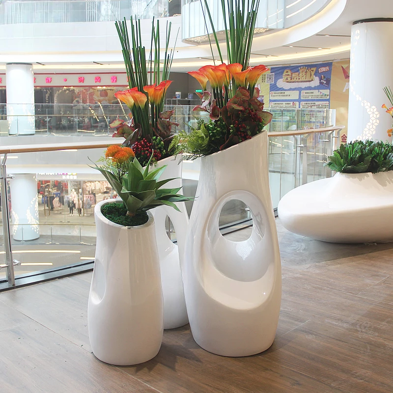 

Modern FRP tree hole flowerpot shopping mall vase beautiful Chen ornaments hotel floor-to-floor simple outdoor villa flower devi