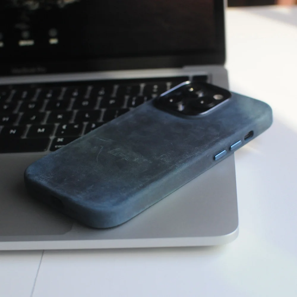 

Scratc Crazy Horse Genuine Leather Case for iPhone 16 15 Pro Max 14 Magnetic PULL-UP Cowhide Phone Cover Blue