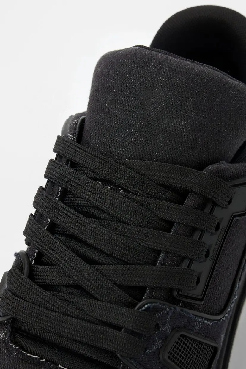 Unisex All Black Skate Sneakers Denim Fabric Splicing Low Top Flat Sole Lace Up Non Slip Street Trend Casual Board Shoes