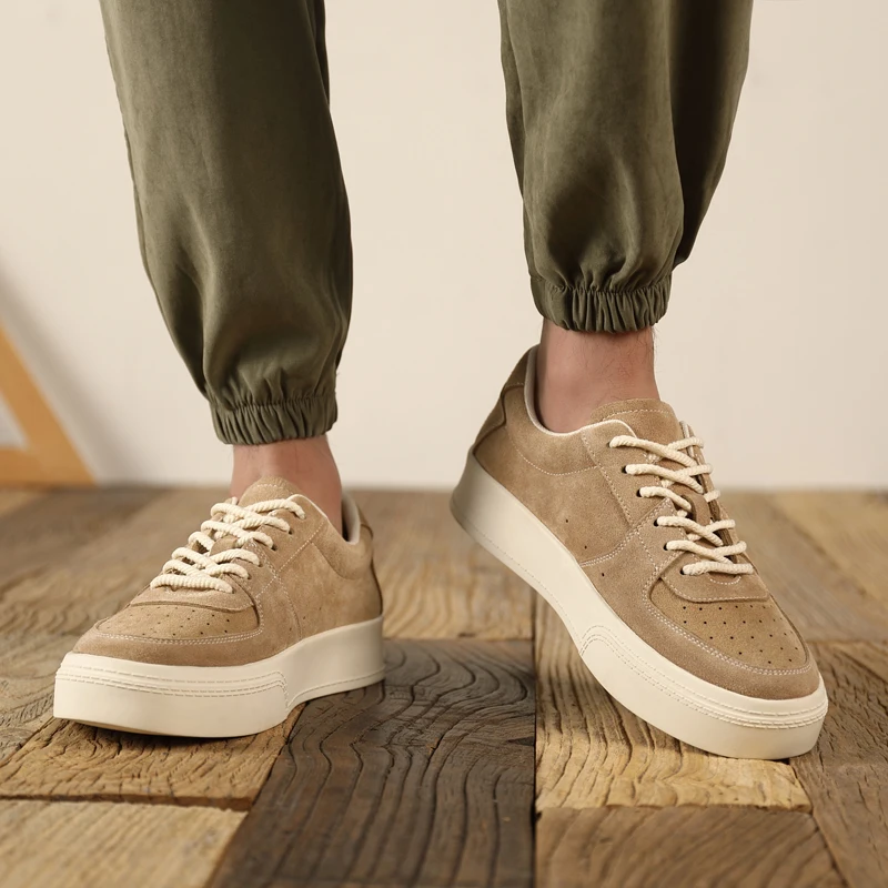 

Новые повседневные туфли. Удобные и модные мужские стили. Повседневные спортивные и уличные туфли высокого качества для молодежи 38-44.