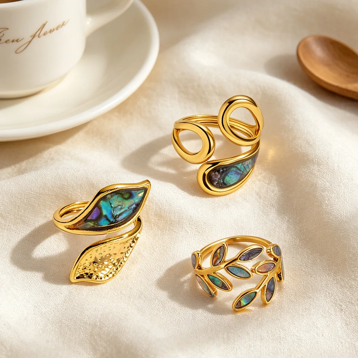 High Quality Irregular Geometric Rings for Women Gold Plated Stainless Steel Leaves Shell-Set Open Adjustable Finger Jewelry