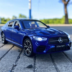 1:24 E-Class E300 L Alloy Car Model Diecasts Metal Toy Vehicles Car Model Simulation Sound and Light Collection Childrens Gifts