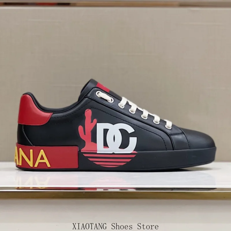

2026 New Model Creative Casual Shoes, Italian Style Business Casual Men's Sneakers, Large Size Children's Shoes for Boys, Fashionable and Versatile Family Shoes. Size 38-45, Trendy and Luxurious Sporty Women's Sneakers.