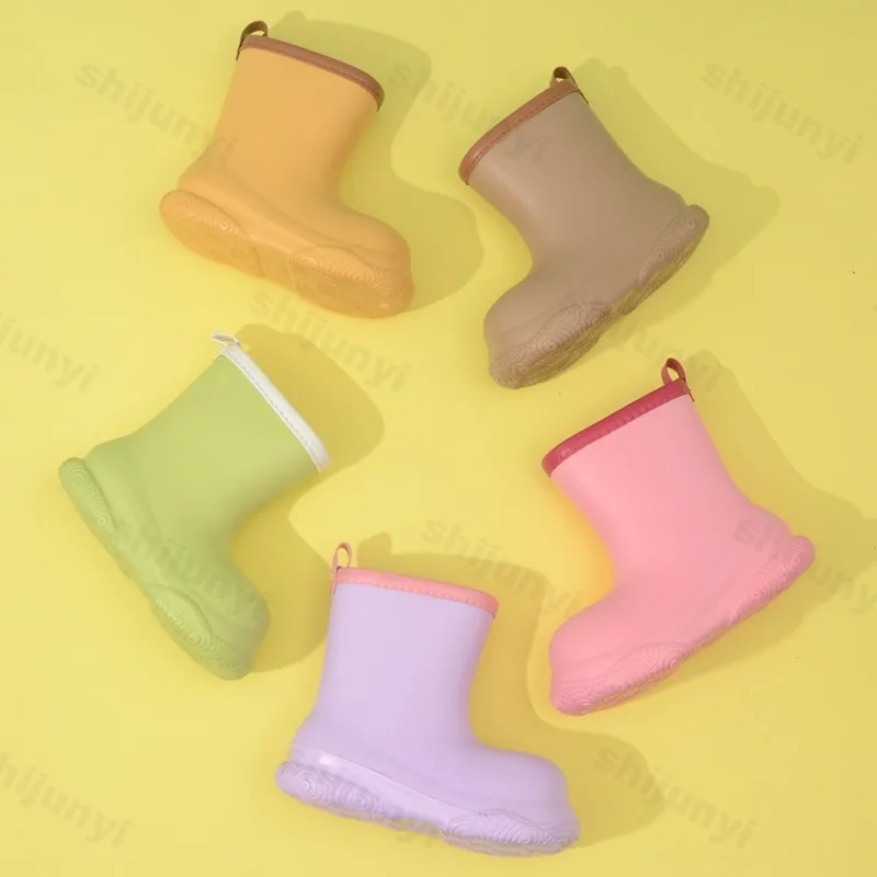 

Новинка 2024, детские непромокаемые сапоги, резиновые сапоги с героями мультфильмов, противоскользящая легкая модная водонепроницаемая обувь на толстой подошве, увеличивающая рост