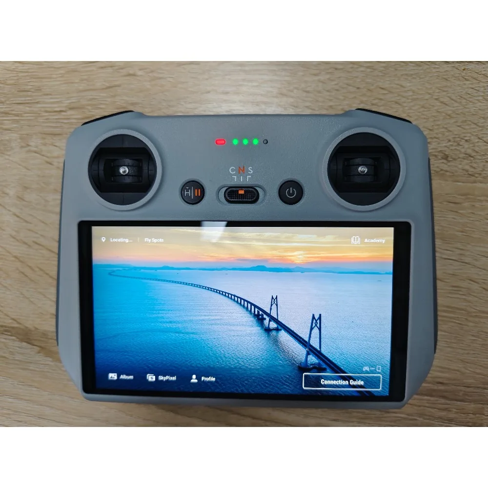 

Used DJI RC Remote Controller RM330 for DJI Mini 3 Pro, Mavic 3/Cine/Classic, Air 2S