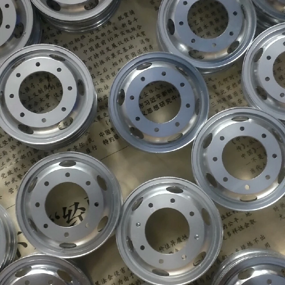 

2Pcs Aluminum Alloy Narrow Wheel Hub for 1/14 Tamiya RC Truck SCANIA 770S VOLVO 750 FH16 Mercedes-Benz ACTROS 3363 MAN Car Parts