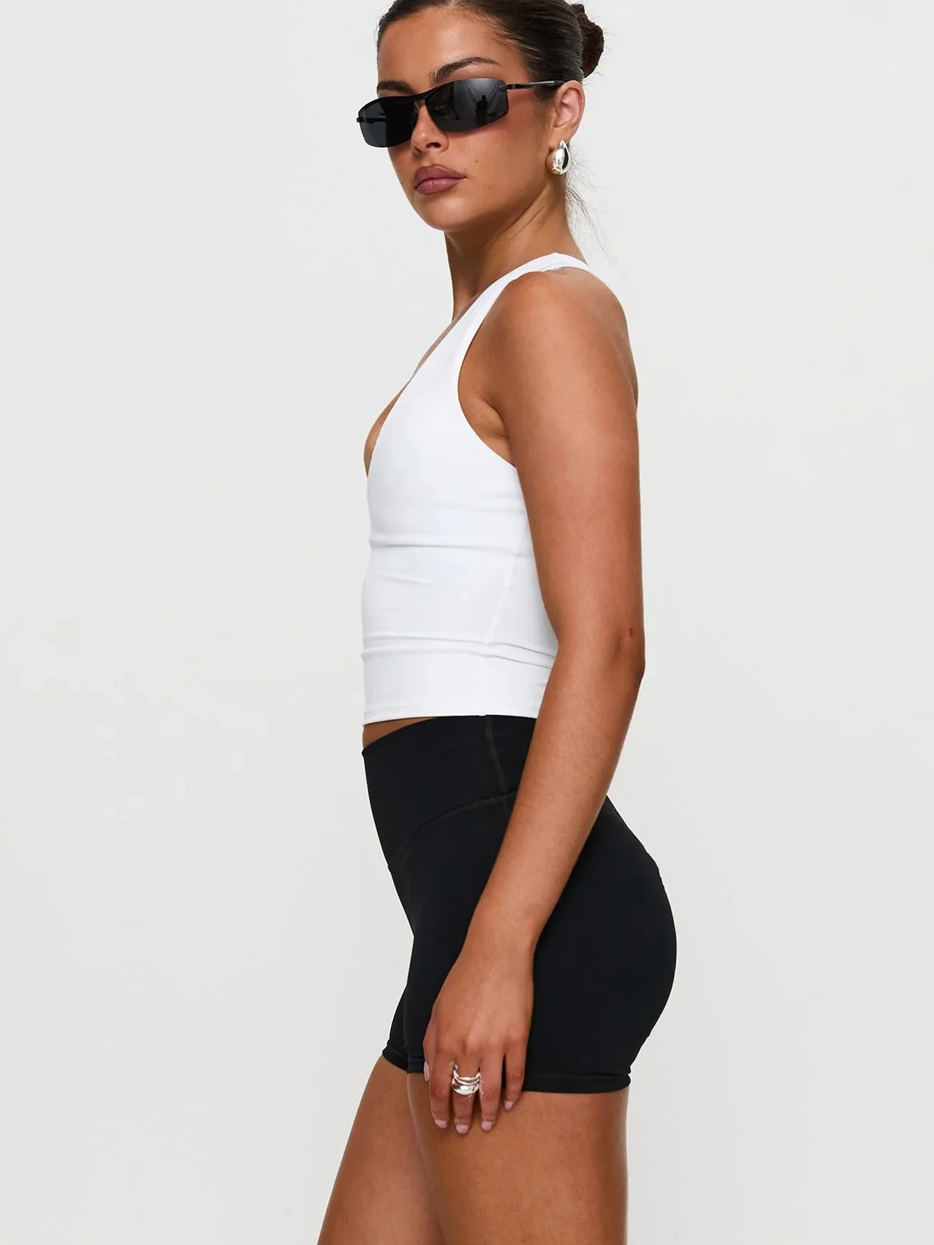 Damen Einfarbiges U-Ausschnitt Ärmelloses Slim-Fit-Top, Lässige Sommermode, Vielseitiges Gestricktes Tanktop für den Alltag – Detail 4