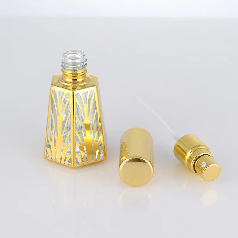 Mini flacone Spray per atomizzatore di profumo da 15ml 1pc contenitore per cosmetici in vetro portatile flacone Spray elegante in oro spruzzatore di