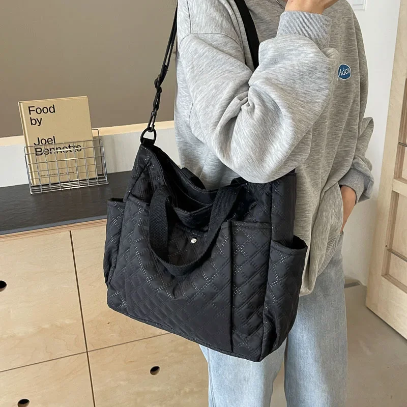 Casual Large-capacity Tote Bag Women's 2024 Fashion New Diamond Shoulder Messenger Bag Student Lightweight Tote Bag