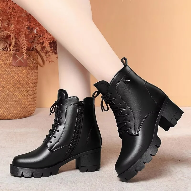 

4cm Plus Size 35-43 Comfortable Med Squar Heels Ankle Motorcycle Boots Winter 2025 Genuine Leather Boots with Wool for Office