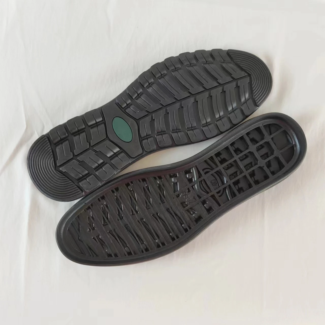 sapatos-casuais-masculinos-com-salto-inclinado-solado-de-borracha-resistente-ao-desgaste-versao-fina-antiderrapante-confor