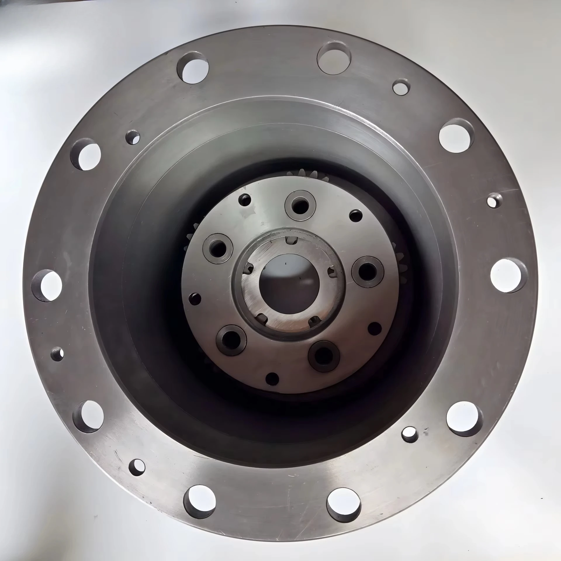 SHACMAN F3000 Middle Axle Wheel Reducer Differential FHD9012934119001 Hub Reduction Axle Gear Truck Parts Hande Axle
