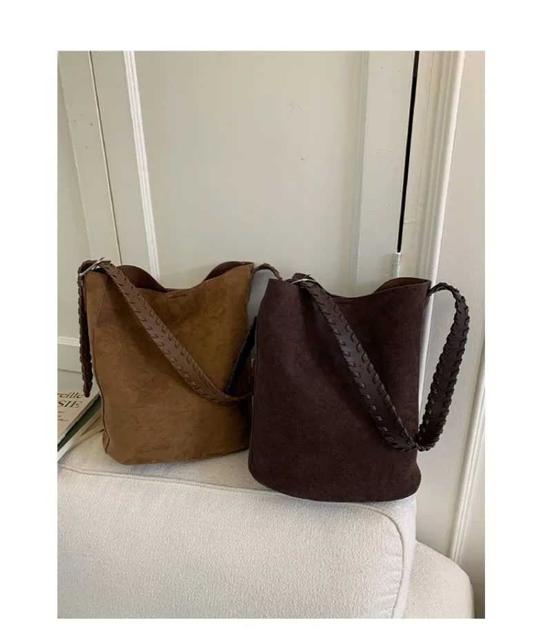 Mehrfarbige Wildleder-Schultertasche mit Verstellbarem Riemen, Lässiger Stil für Tägliches Einkaufen, Verabredungen, Pendeln und Kurzreisen – Detail 23