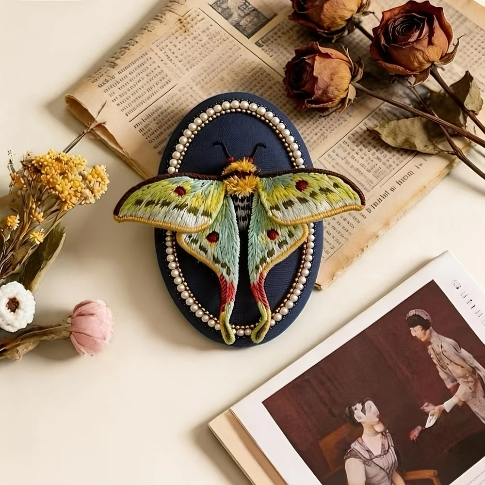 New Creative Three-dimensional Butterfly Embroidery Kit Beginner Embroidery DIY Material Pack, Handmade 3D Moth Insect Kit, 6.35