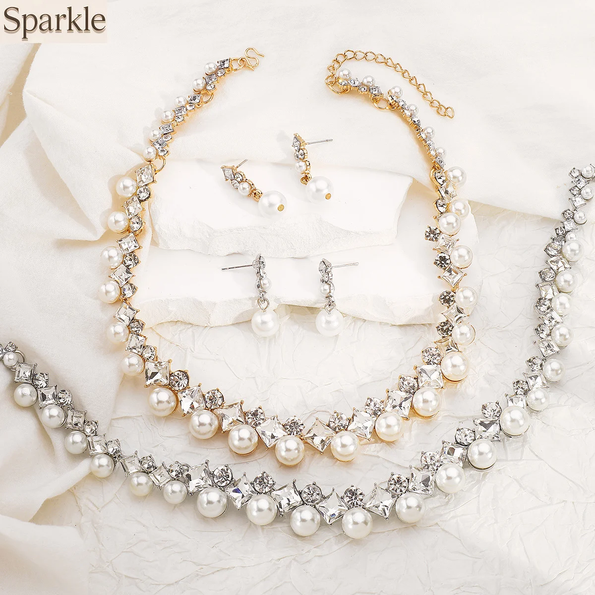 

Baroqu-Style Alloy Jewelry Set: Elegant Necklace & Earrings For Woman Perfect for Bridal Gowns Versatile Wedding Jewelry set