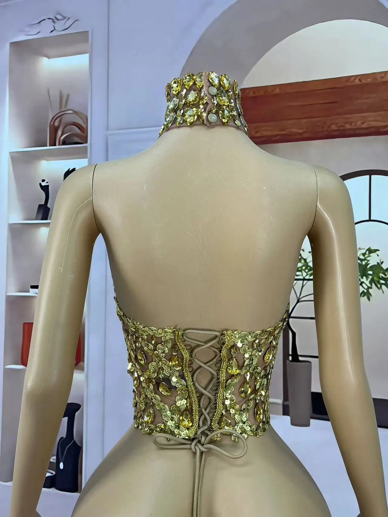 섹시한 빛나는 라인 석 투명한 메쉬 붕대 탑 부품 착용 여성 생일 파티 축하 패션 쇼 의상 무대 착용