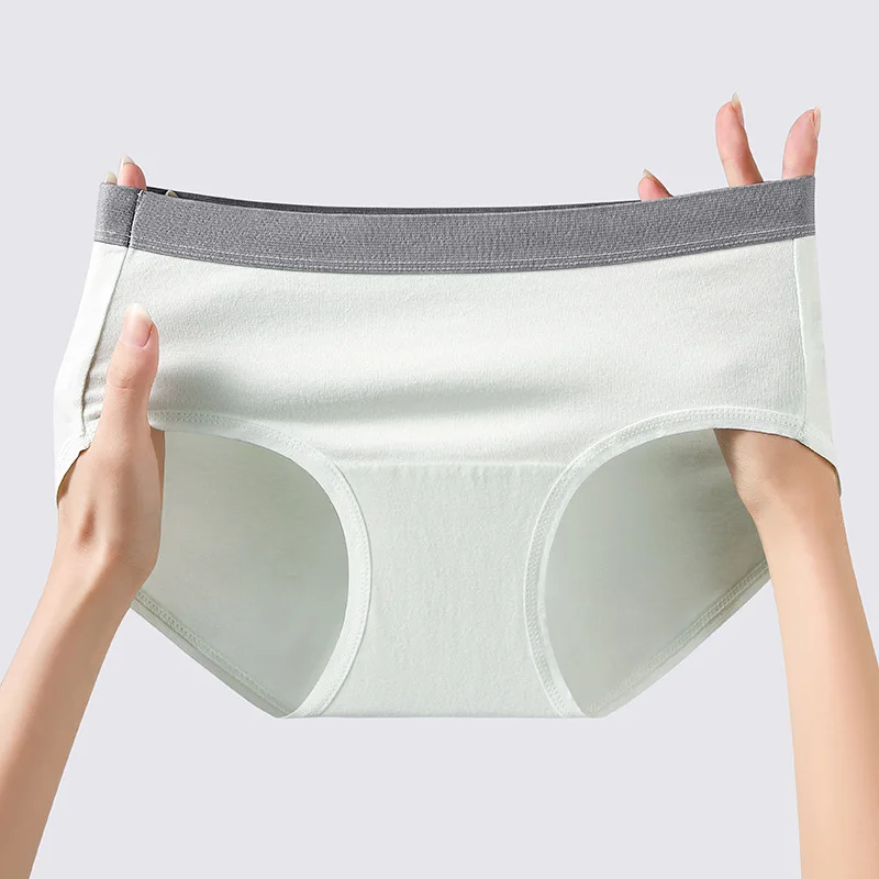 Cotton Women Panties Mid-Rise Student Soft Underwear Breathable Antibacterial Crotch Briefs Sexy Lingerie Girls Solid Underpants