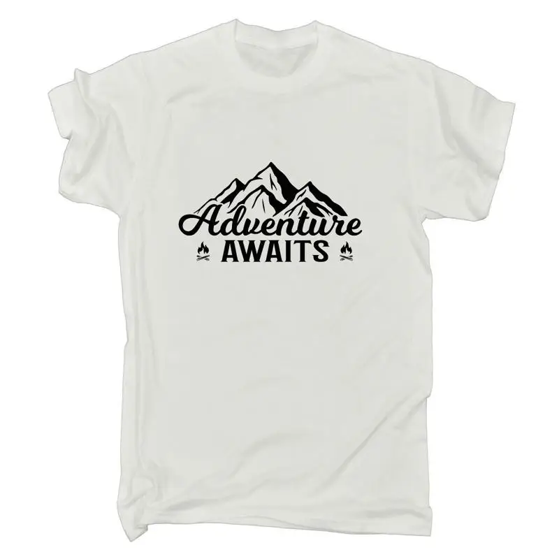 

Мужская забавная футболка Adventure Awaits Camping Camp Outdoors