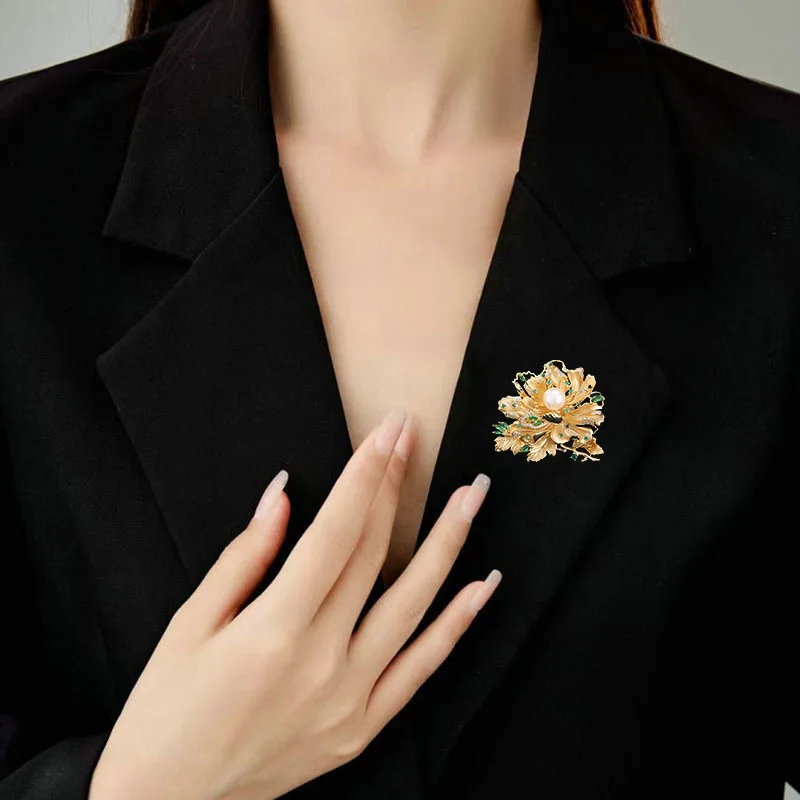 Элегантная, большая, роскошная и изысканная брошь-пион, легкий роскошный и высококачественный модный аксессуар для банкетного платья.