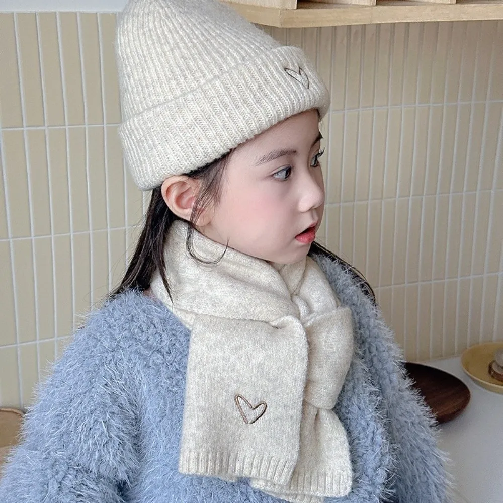 

Love Heart Embroidery Knitted Hat Scarf Set Solid Color Korean Style Winter Pullover Cap Windproof Warm Crochet Warm Beanie Cap