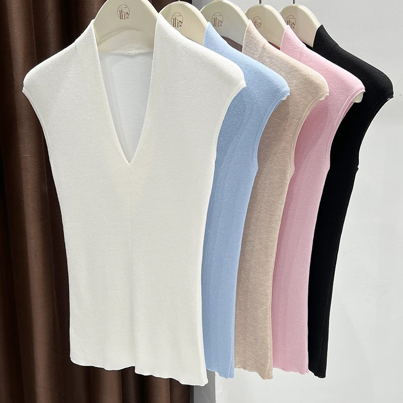 

Design sense V-neck sleeveless t-shirt women's summer Korean temperament flying sleeve thin knitted vest short tight top