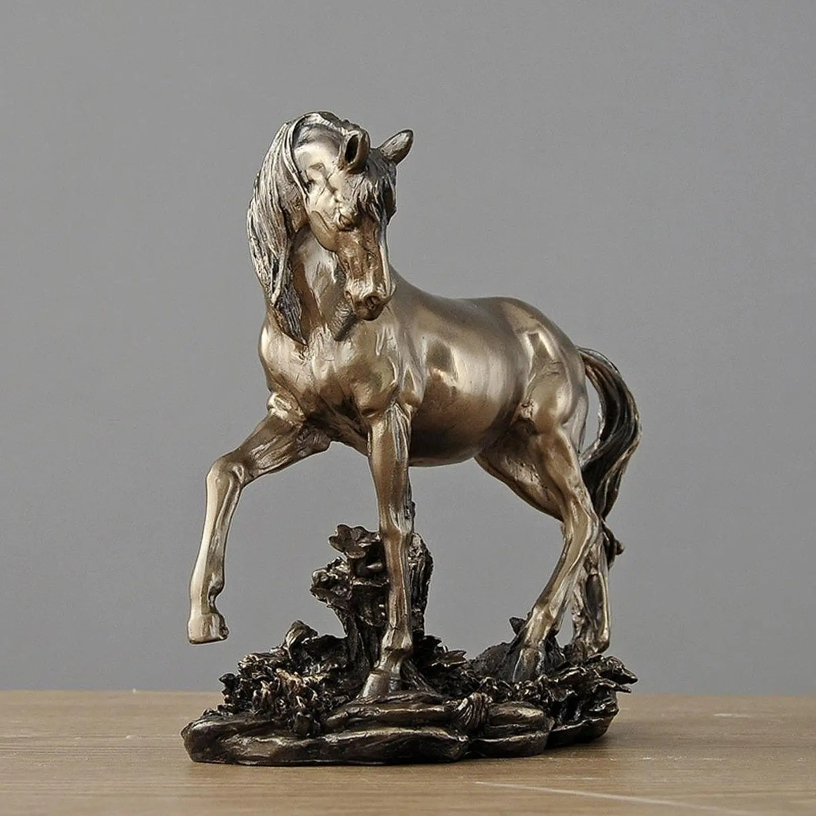 

Horse Statue Collections Fine Craftsmanship Vivid Details Art Crafts Table